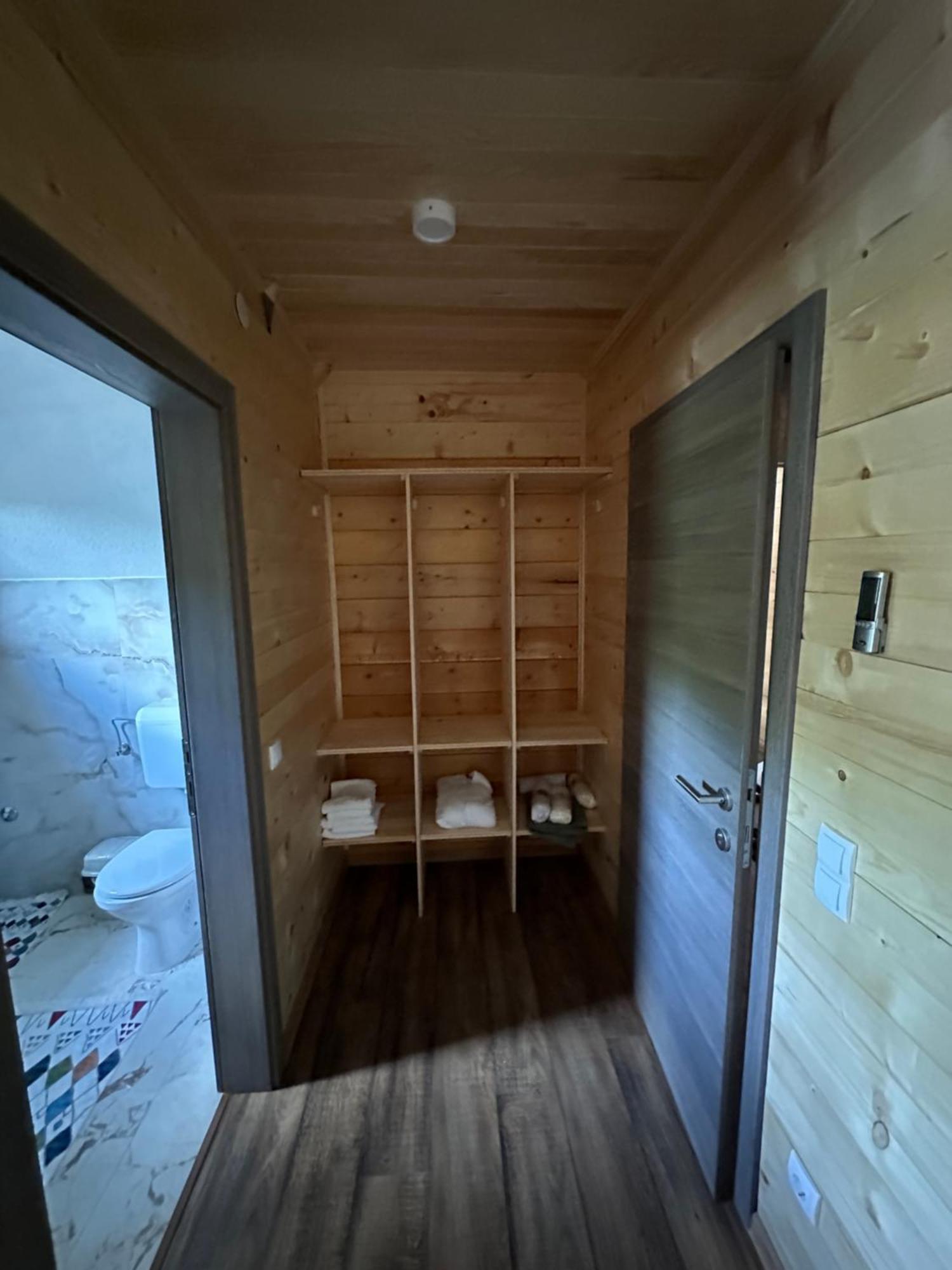 Bungalow House - 5 Rooms Zolaci Екстер'єр фото