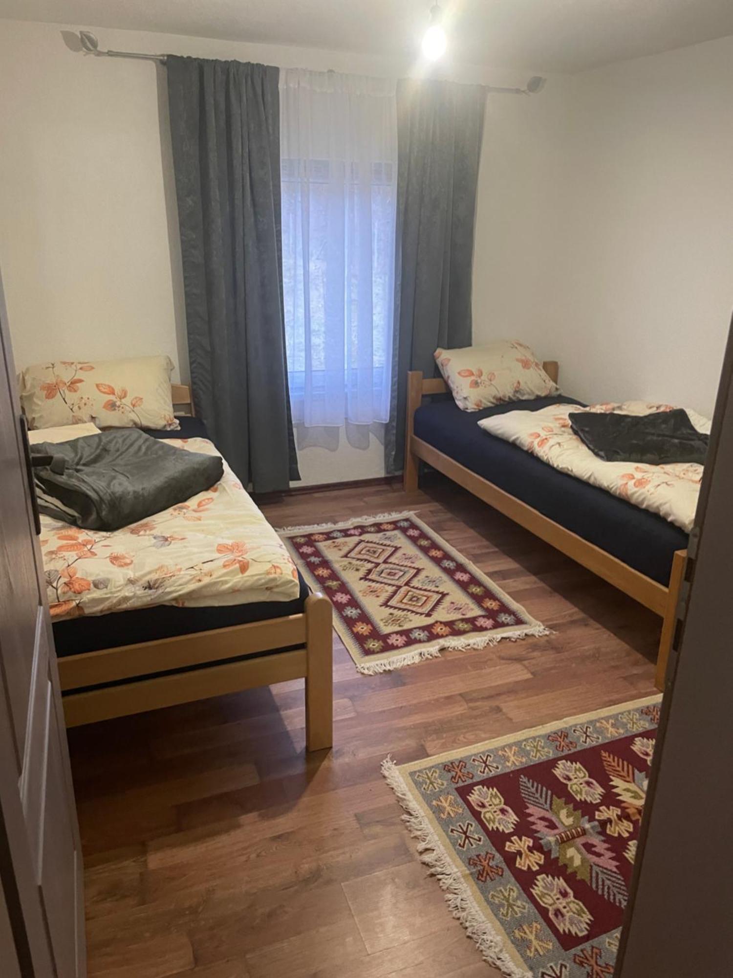 Bungalow House - 5 Rooms Zolaci Екстер'єр фото